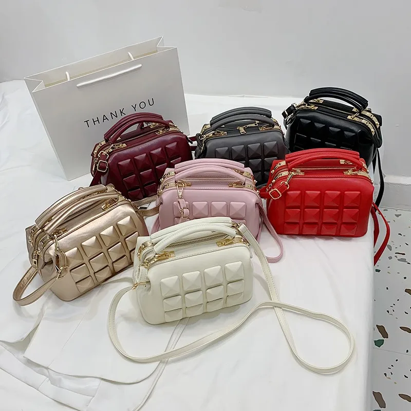 Fashion Popular Ladies Contrast Color PU Handbag shoulder bag For Women, Popular colors
Fashion Popular Ladies Contrast Color PU Handbag shoulder bag For Women, Popular colors