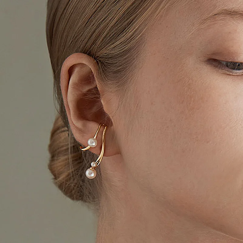 Japanese And Korean Pearl Earrings Female S925 Silver Needle Ear Clip Simple Asymmetric Personality Pearl Earrings, As picture show
Japanese And Korean Pearl Earrings Female S925 Silver Needle Ear Clip Simple Asymmetric Personality Pearl Earrings, As picture show