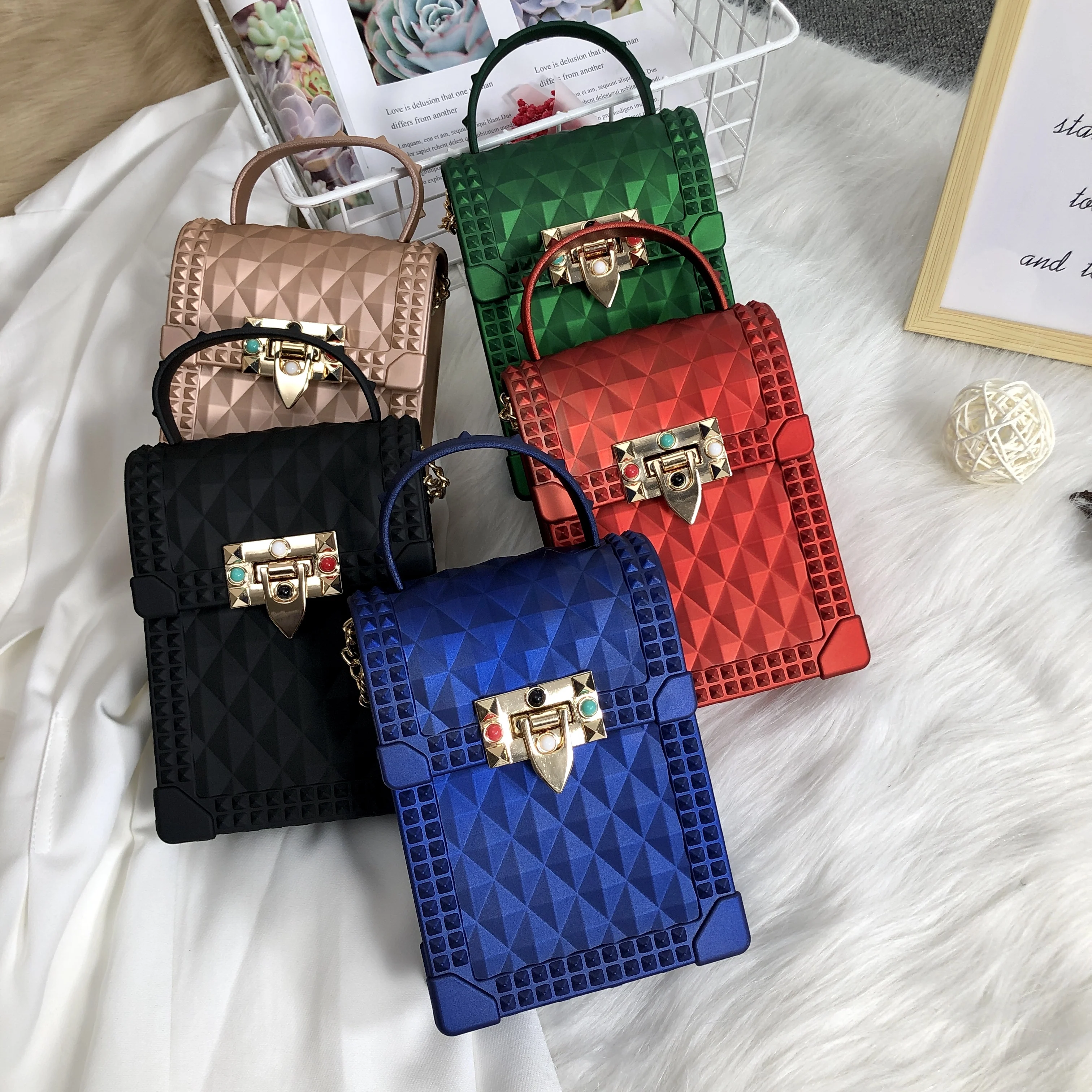 New designer purses and handbags luxury jelly purse bags women handbags for women purses 2020
New designer purses and handbags luxury jelly purse bags women handbags for women purses 2020