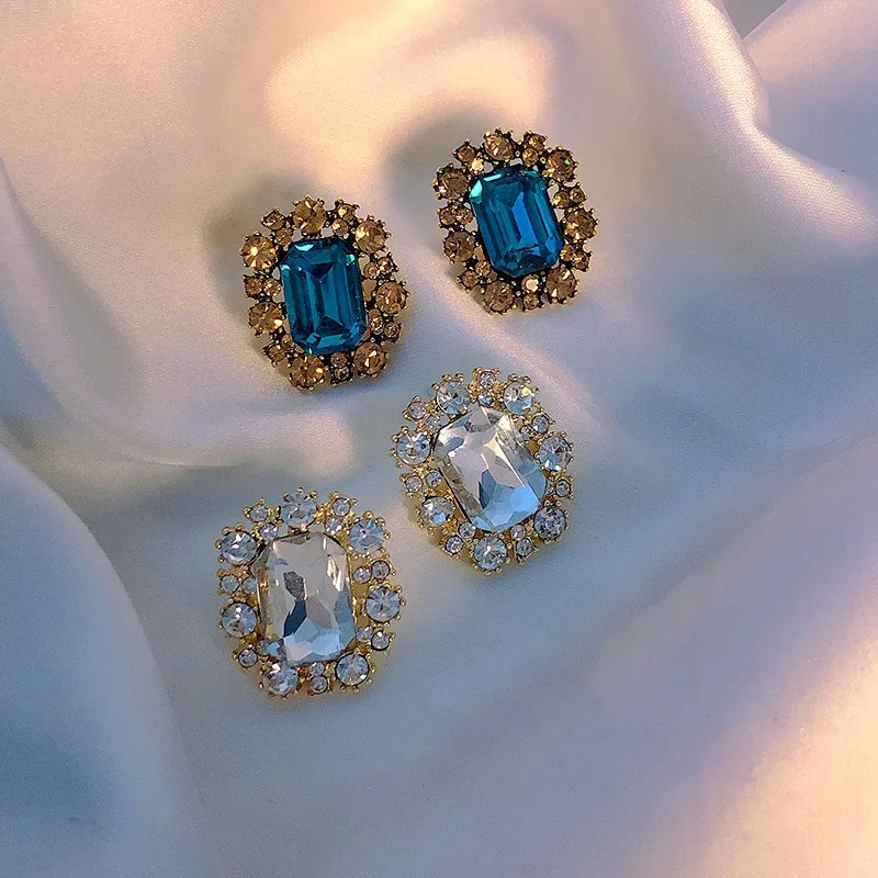 New fashion big crystal diamond earrings women vintage luxury exaggerated personality earrings, Pictures
New fashion big crystal diamond earrings women vintage luxury exaggerated personality earrings, Pictures