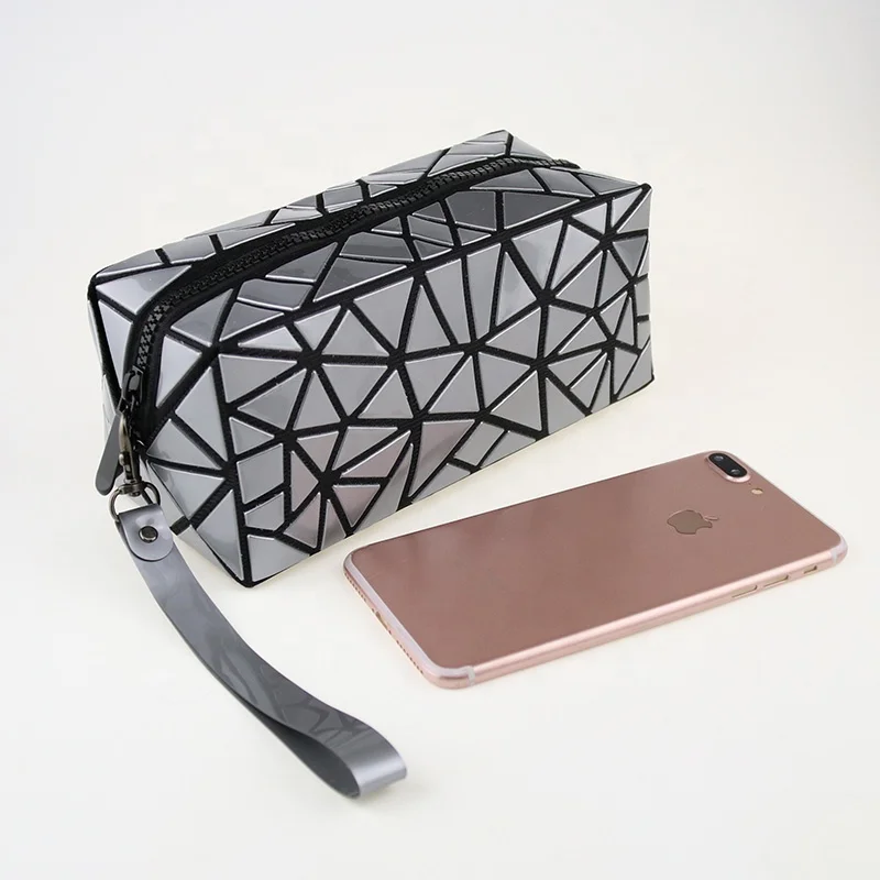 Irregular Pattern Plain Makeups PVC Geometric Cosmetic Bags For Women
Irregular Pattern Plain Makeups PVC Geometric Cosmetic Bags For Women