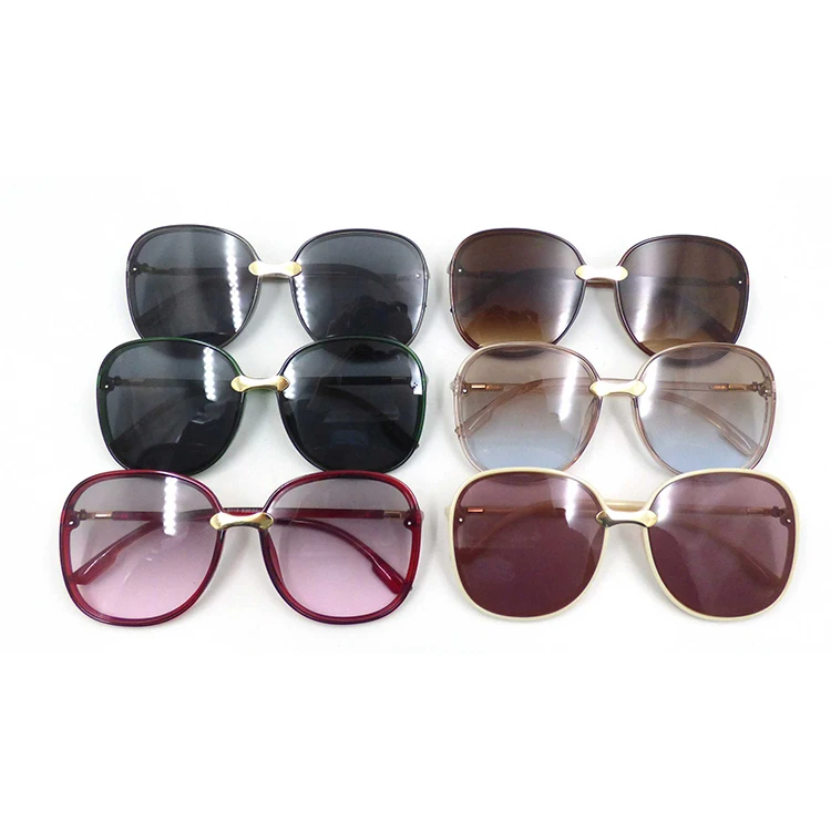 2021 Newest Ladies Style Butterfly Round Frame Oversized PC Sunglasses sun glasses for female, Contact us
2021 Newest Ladies Style Butterfly Round Frame Oversized PC Sunglasses sun glasses for female, Contact us