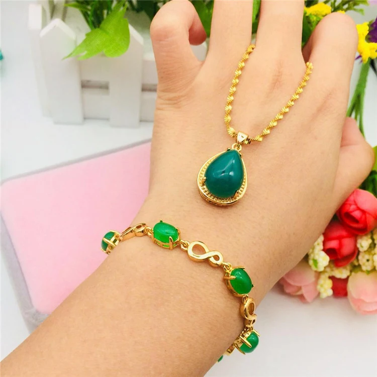 Fashion Brass Gold Plated Jewelry Set Emerald Bracelet Pendant Ladies Accessories Indian Necklace Set
Fashion Brass Gold Plated Jewelry Set Emerald Bracelet Pendant Ladies Accessories Indian Necklace Set