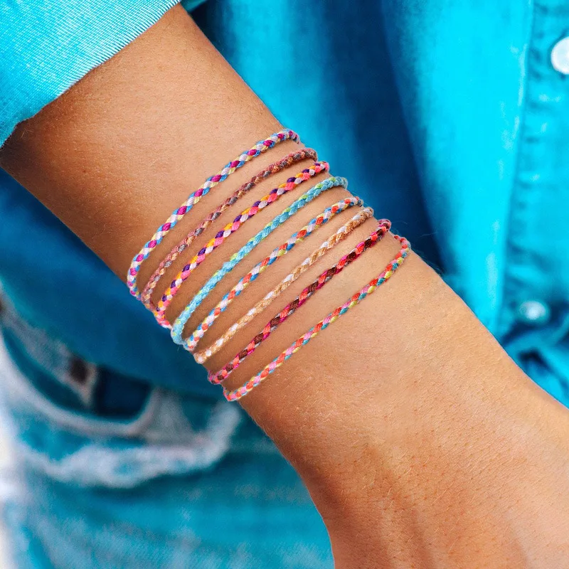 Summer Simple Lucky 20 color Cotton Cord Woven Friendship Bracelet Adjustable Color Braided Rope Bracelet for Women Men, As pictures
Summer Simple Lucky 20 color Cotton Cord Woven Friendship Bracelet Adjustable Color Braided Rope Bracelet for Women Men, As pictures