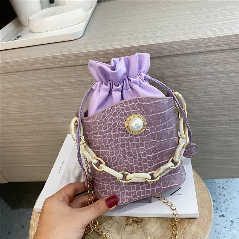 fashion crossbody women 2021 summer chain purse handbag new design stylish string bucket bags with acrylic chain, Black
fashion crossbody women 2021 summer chain purse handbag new design stylish string bucket bags with acrylic chain, Black