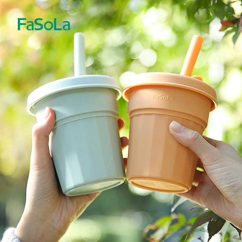 FaSoLa silicone coffee cup new eco-friendly large Not Inverte BPA free travel ins coffe cup
FaSoLa silicone coffee cup new eco-friendly large Not Inverte BPA free travel ins coffe cup