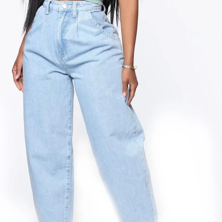 2020 wholesale casual fashionable tidal current loose and comfortable baggy straight leg women's blue jeans
2020 wholesale casual fashionable tidal current loose and comfortable baggy straight leg women's blue jeans