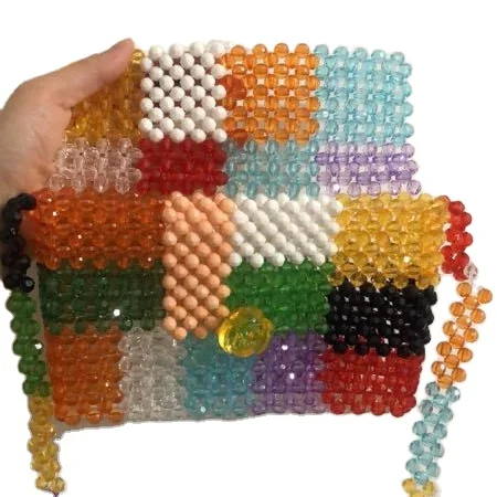 New beautiful girl bead bag Yellow Giraffe pattern double belt portable plastic corner bead string bead bag
New beautiful girl bead bag Yellow Giraffe pattern double belt portable plastic corner bead string bead bag