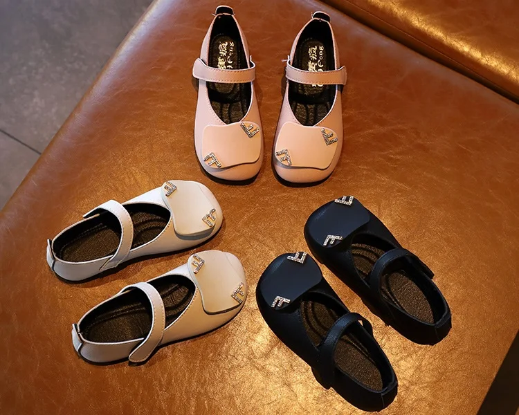 Rhinestone Solid Color Children Princess Shoes Kids Baby Shoes China Product, Picture show
Rhinestone Solid Color Children Princess Shoes Kids Baby Shoes China Product, Picture show