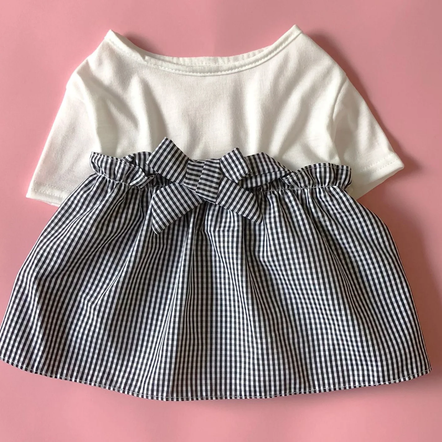 Wholesale luxury brands design plaid pet Dress Summer dog dresses Dog shirts Clothes
Wholesale luxury brands design plaid pet Dress Summer dog dresses Dog shirts Clothes