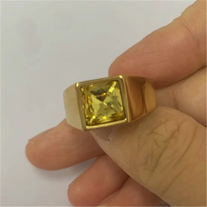 Stainless steel ring colorful diamond ring red yellow green blue black square gem ring, Gold color
Stainless steel ring colorful diamond ring red yellow green blue black square gem ring, Gold color