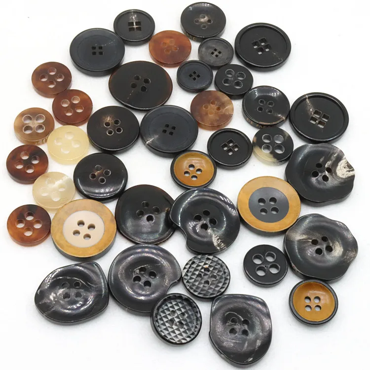 Hot selling crafts custom irregular design suit shirt jacket jacket real horns handle buttons
Hot selling crafts custom irregular design suit shirt jacket jacket real horns handle buttons
