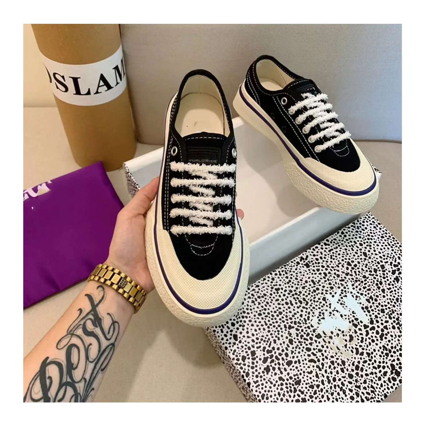 Wholesale Low Canvas Shoes Fashion Student Style Casual Canvas Sneakers The factory supplies
Wholesale Low Canvas Shoes Fashion Student Style Casual Canvas Sneakers The factory supplies