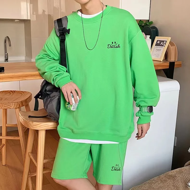 2022 Hot selling summer two piece set men sport wear custom color logo men's hoodie and short sets best selling tracksuits, Customized color
2022 Hot selling summer two piece set men sport wear custom color logo men's hoodie and short sets best selling tracksuits, Customized color