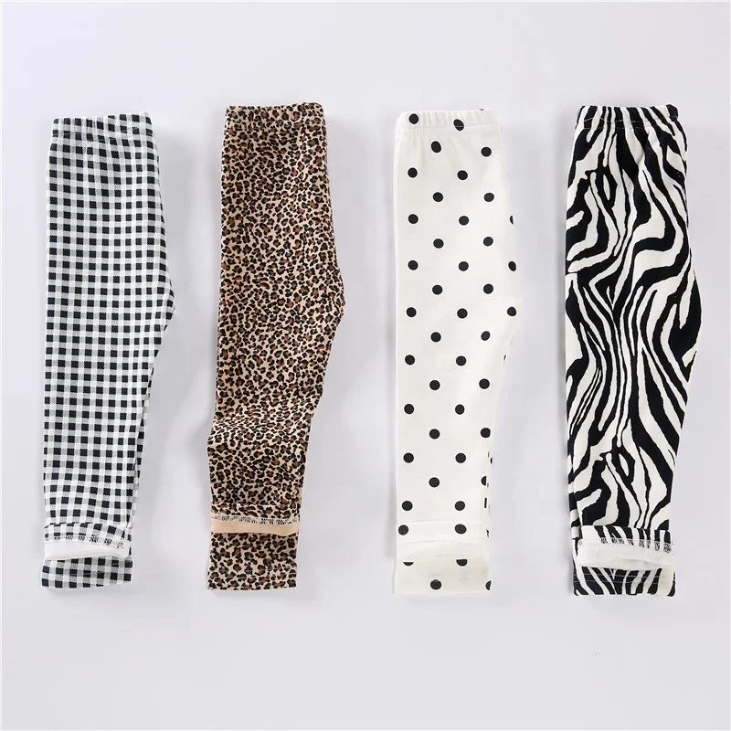 Baby Girls Leggings New Fashion Winter Cotton Elastic Printing Dot Pants Leopard Velvet Pants Children Vintage Plaid Trousers 
Baby Girls Leggings New Fashion Winter Cotton Elastic Printing Dot Pants Leopard Velvet Pants Children Vintage Plaid Trousers