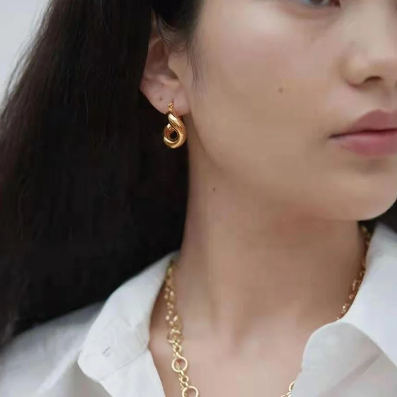 Newest irregular oval shape 18k gold plated minimalist stainless steel earring for woman, Rose gold,gold,silver
Newest irregular oval shape 18k gold plated minimalist stainless steel earring for woman, Rose gold,gold,silver