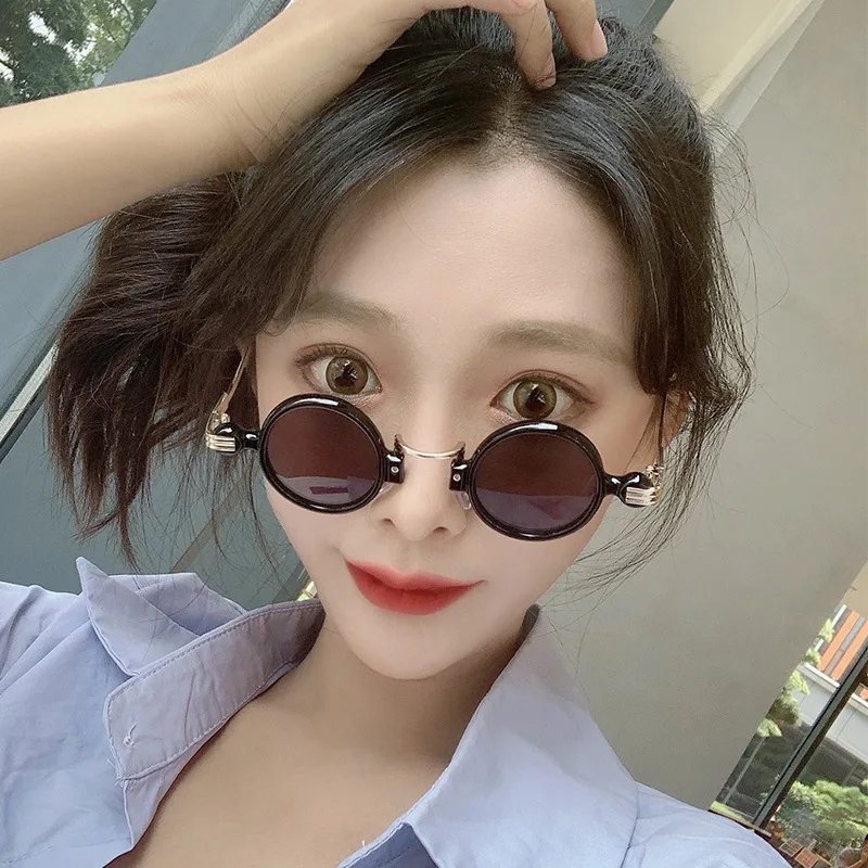Stylish Fashion Vintage Wholesale Punk Retro Luxury Women Shades Sunglasses, Picture shows
Stylish Fashion Vintage Wholesale Punk Retro Luxury Women Shades Sunglasses, Picture shows