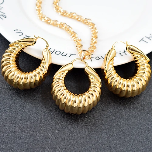 14K Gold Plated Jewelry Sets For Women 2021 New Design Necklace Earrings Pendant High Quality Trendy Gift wedding jewelry sets, 14k gold plated color
14K Gold Plated Jewelry Sets For Women 2021 New Design Necklace Earrings Pendant High Quality Trendy Gift wedding jewelry sets, 14k gold plated color