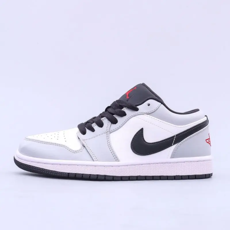 High Quality Outdoor sports shoes basketball shoes for man multicolored Good Quality And Price Of, Black
High Quality Outdoor sports shoes basketball shoes for man multicolored Good Quality And Price Of, Black