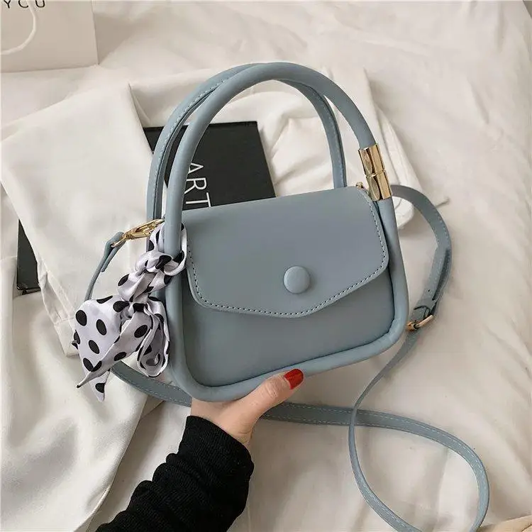 Mini Silk Scarf Fashion Handbags Pu Leather Cell Phone Sling Bag 2021 Simple Women Shoulder Bag
Mini Silk Scarf Fashion Handbags Pu Leather Cell Phone Sling Bag 2021 Simple Women Shoulder Bag