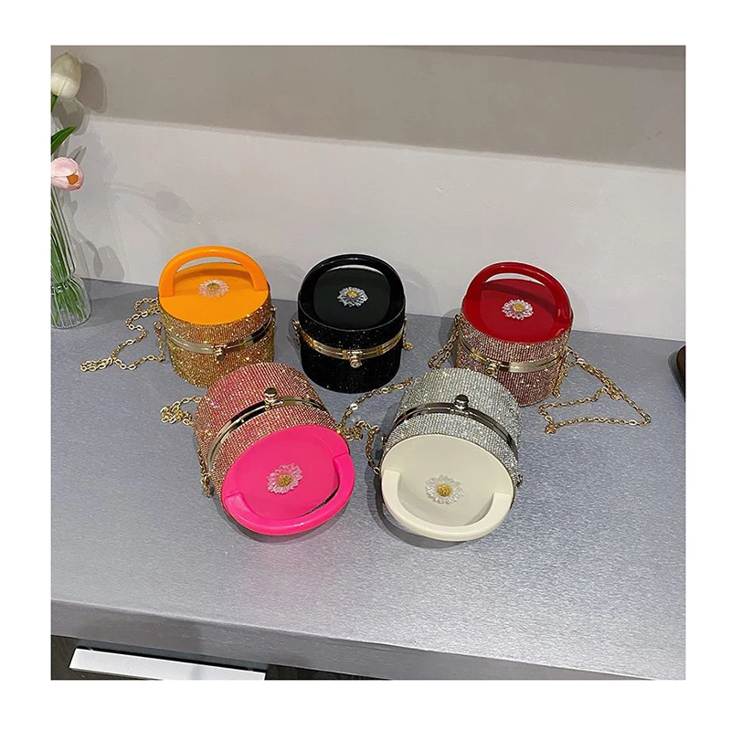Shiny Diamonds Messenger Box Bags Ladies Luxury Banquet Clutch Fashion Chain Small Bucket Acrylic Bags Women PVC Tote Purses
Shiny Diamonds Messenger Box Bags Ladies Luxury Banquet Clutch Fashion Chain Small Bucket Acrylic Bags Women PVC Tote Purses
