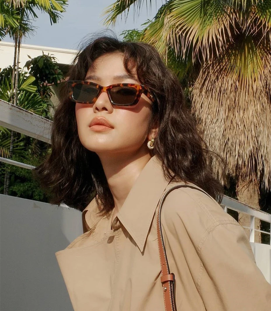 2020 Luxury Brand Sunglasses Women Square Sun Glasses Vintage Gentle Brand Designer JENNIE Fashion Cat Eye sunglasses, 6 colors available
2020 Luxury Brand Sunglasses Women Square Sun Glasses Vintage Gentle Brand Designer JENNIE Fashion Cat Eye sunglasses, 6 colors available