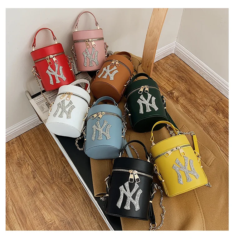 Trending PU leather handbags rivet round bags crossbody purses designer handbags famous brands bucket bags women handbags, As picutres
Trending PU leather handbags rivet round bags crossbody purses designer handbags famous brands bucket bags women handbags, As picutres
