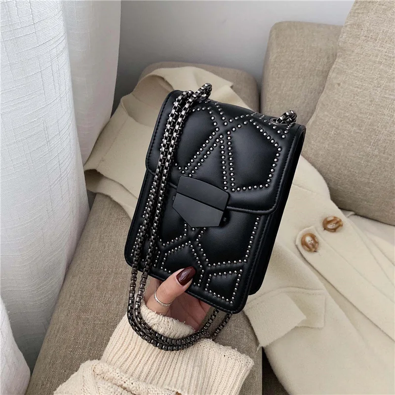Fashion Small Chain Bag Women Messenger Pu Leather Black Crossbody Luxury Summer Shoulder Bag
Fashion Small Chain Bag Women Messenger Pu Leather Black Crossbody Luxury Summer Shoulder Bag