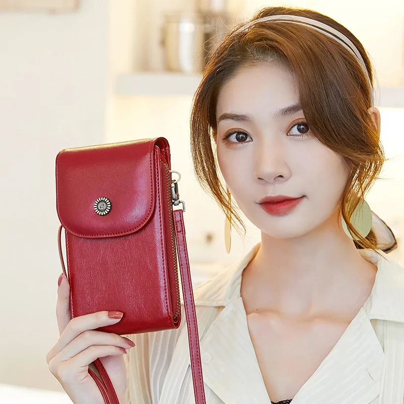 2021 new fashion hot design zipper Pu leather solid color ladies shoulder bag phone ladies mobile phone touch screen bag
2021 new fashion hot design zipper Pu leather solid color ladies shoulder bag phone ladies mobile phone touch screen bag