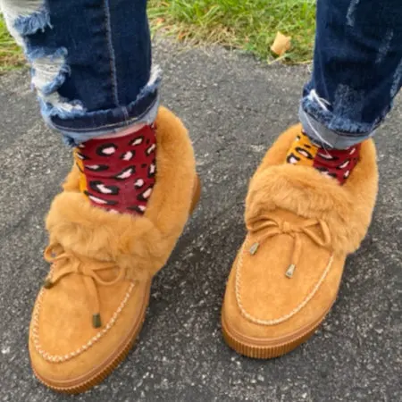 2020 Casual Round Toe Thick Bottom Platform Slip-On Warm Cotton Snow Boots Women Peas Shoes Faux Fur Flats, Picture color
2020 Casual Round Toe Thick Bottom Platform Slip-On Warm Cotton Snow Boots Women Peas Shoes Faux Fur Flats, Picture color