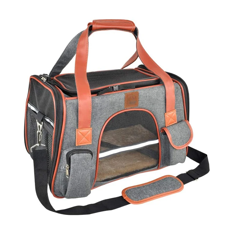 Pet Travel PU Leather Carrier Breathable Portable Soft-Sided Pets Carrier Bag
Pet Travel PU Leather Carrier Breathable Portable Soft-Sided Pets Carrier Bag