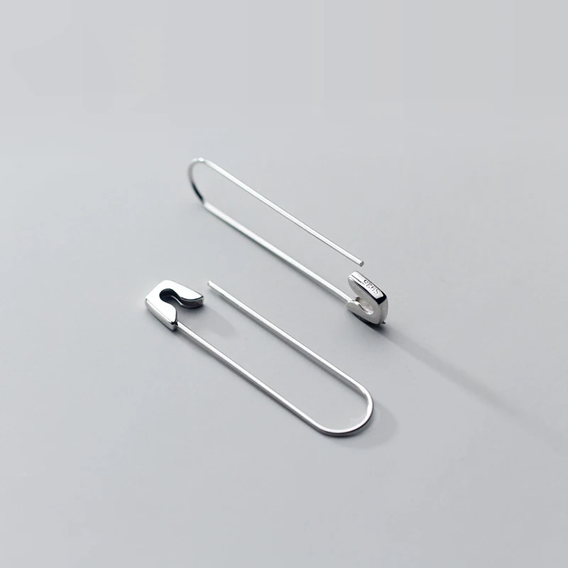 925 Sterling Silver Trendy Unisex Punk Rock Style Safety Pin Ear Hook Stud Earrings Exquisite Jewelry Gift
925 Sterling Silver Trendy Unisex Punk Rock Style Safety Pin Ear Hook Stud Earrings Exquisite Jewelry Gift