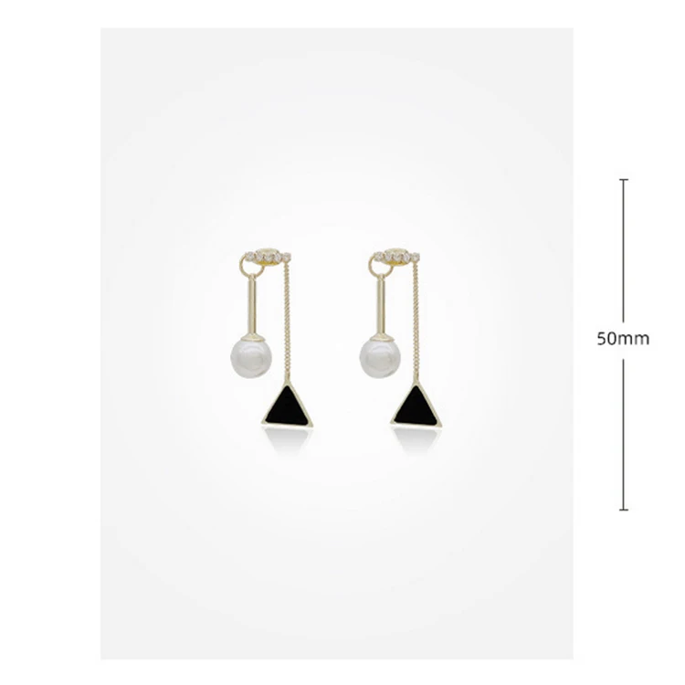 Hot Selling Beautiful Triangle Earring Fine Alloy Earring New Drop Earring For Woman
Hot Selling Beautiful Triangle Earring Fine Alloy Earring New Drop Earring For Woman