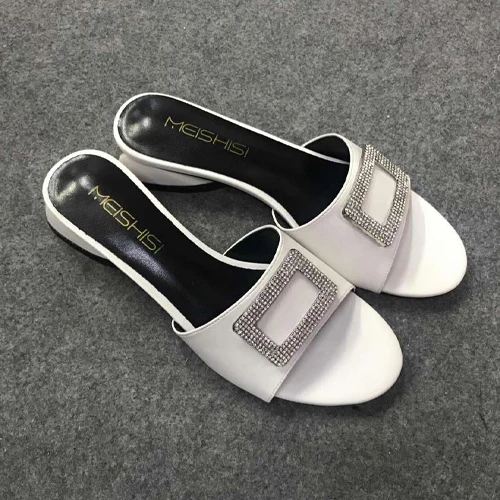 Goxeou Fashion Women Slippers Flat Slides Ladies Outdoor Slippers Rhinestone Custom Sandalias Casual Leisure Shoes Fancy Factory
Goxeou Fashion Women Slippers Flat Slides Ladies Outdoor Slippers Rhinestone Custom Sandalias Casual Leisure Shoes Fancy Factory