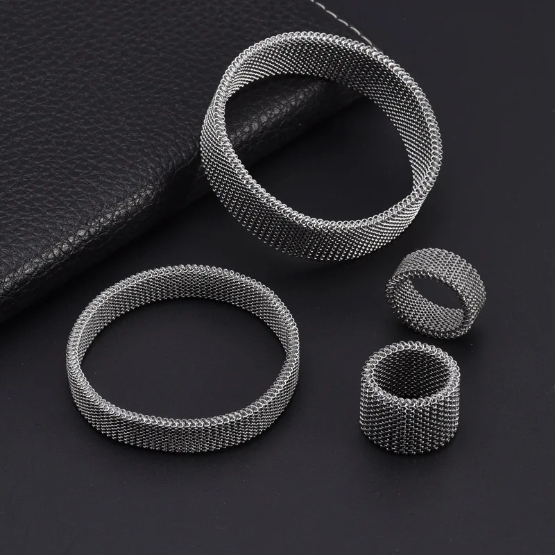10mm 18mm Elastic Bracelet Casual Stainless Steel Bracelets Jewelry Round Bangles Factory Wholesale Price
10mm 18mm Elastic Bracelet Casual Stainless Steel Bracelets Jewelry Round Bangles Factory Wholesale Price