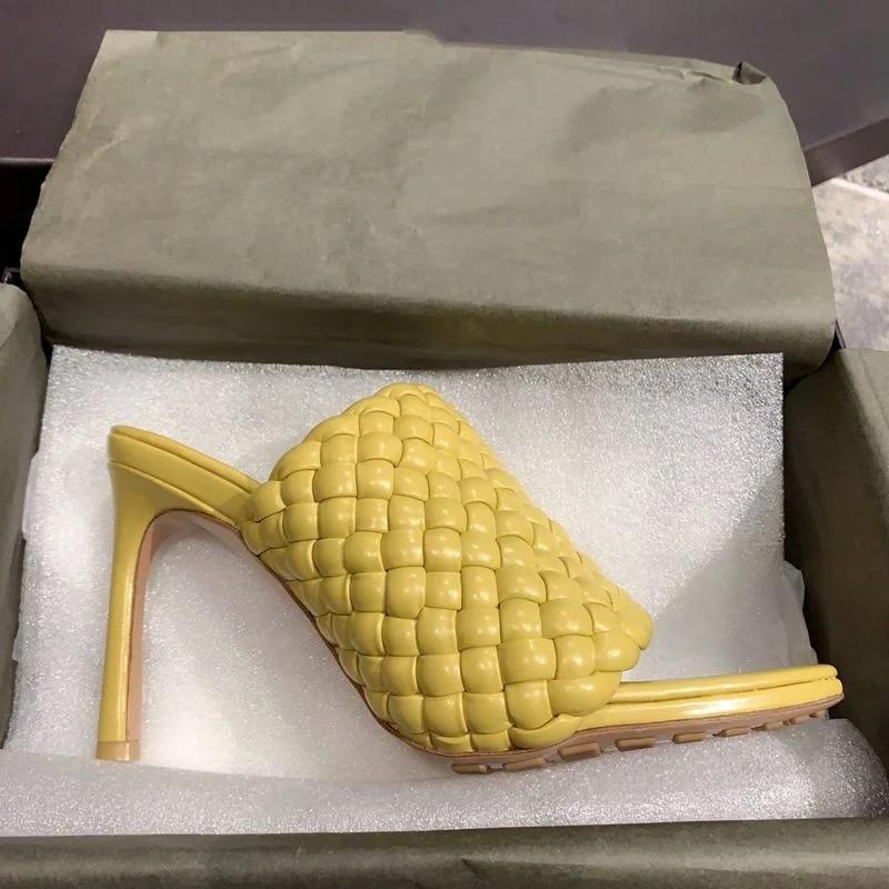 New fashion woven high quality white high heel mules shoes girls 2020 fashion heels sandals for women
New fashion woven high quality white high heel mules shoes girls 2020 fashion heels sandals for women