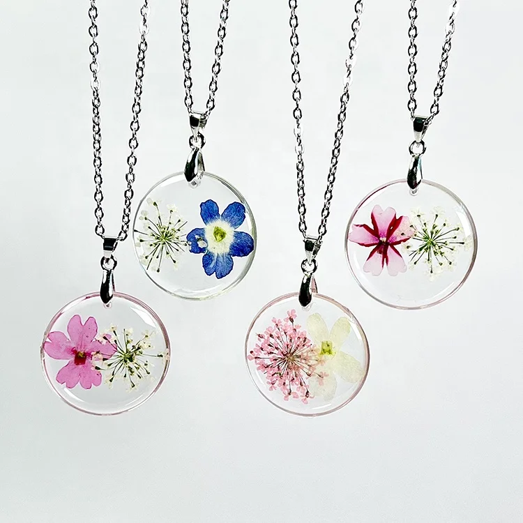 Ivy factory new design resin dried flower necklace with cherry flower in resin pressed flower necklace
Ivy factory new design resin dried flower necklace with cherry flower in resin pressed flower necklace