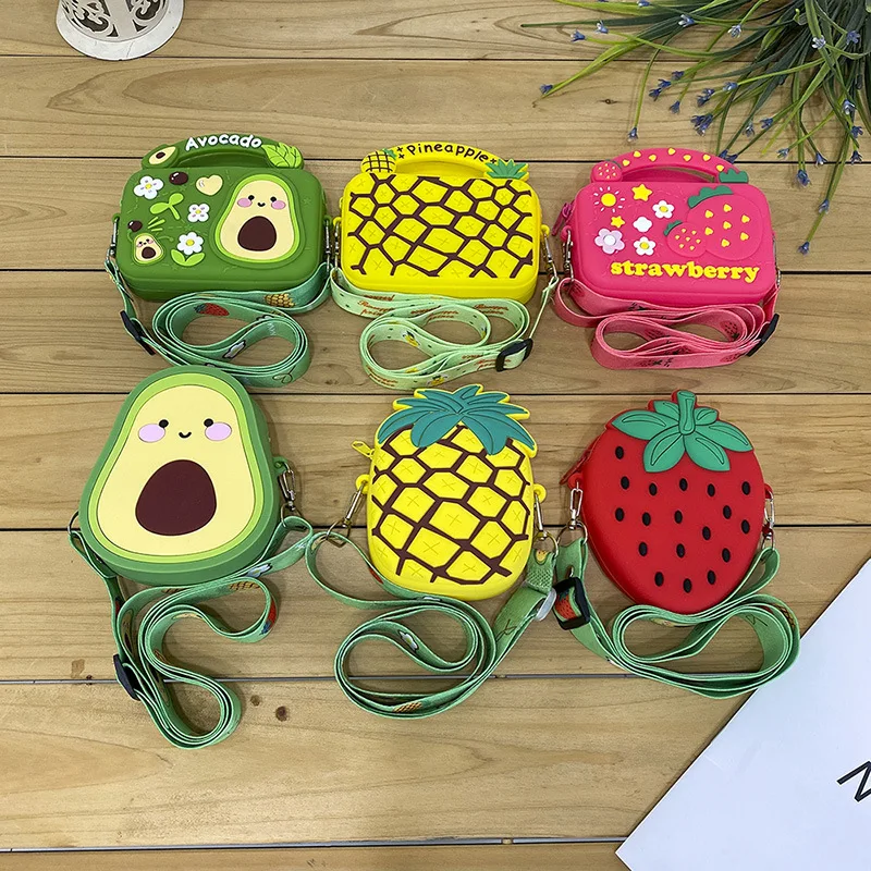 2021 Cute Little Girl Silica Gel Messenger fruit shape Avocado toddler girl purses bag silicone handbag, Customizable
2021 Cute Little Girl Silica Gel Messenger fruit shape Avocado toddler girl purses bag silicone handbag, Customizable