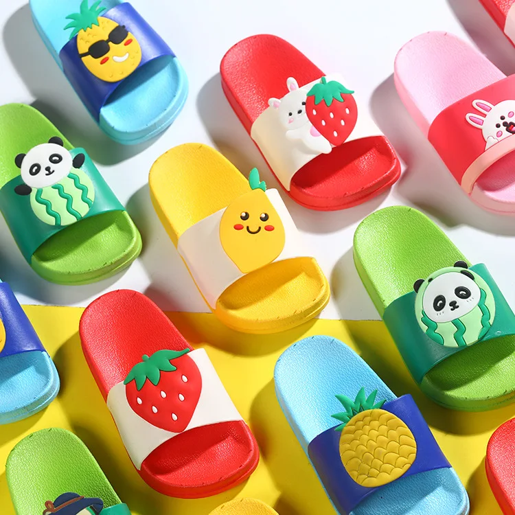 2020 Summer New Kid Cartoon Fruit Strawberry Slippers Comfortable Soft Sole Cute Girls Boys Slippers
2020 Summer New Kid Cartoon Fruit Strawberry Slippers Comfortable Soft Sole Cute Girls Boys Slippers