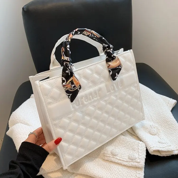 Women's New Fashion Ringer Scarf Handbag Large Capacity Premium Solid Color Handbag Go Out Portable Casual Tote Bag
Women's New Fashion Ringer Scarf Handbag Large Capacity Premium Solid Color Handbag Go Out Portable Casual Tote Bag