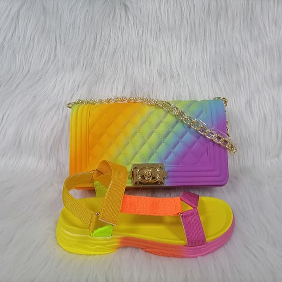 Custom Summer strap beach casual sandals New Design Women Soft Sandals Ladies Outdoor Casual Beach Slippers with jelly purse, Colorful
Custom Summer strap beach casual sandals New Design Women Soft Sandals Ladies Outdoor Casual Beach Slippers with jelly purse, Colorful