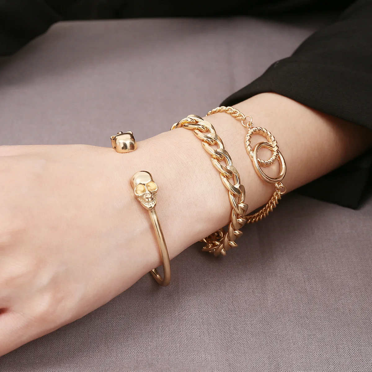 Minimalist creative skull cuff bangle personality 3 pieces set punk chunk link chain bracelet for women, As picture show
Minimalist creative skull cuff bangle personality 3 pieces set punk chunk link chain bracelet for women, As picture show