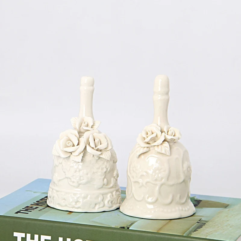 Interior Modern Nordic Table Dinner bell Living Room ceramic home decor accessories for hotel restaurant
Interior Modern Nordic Table Dinner bell Living Room ceramic home decor accessories for hotel restaurant