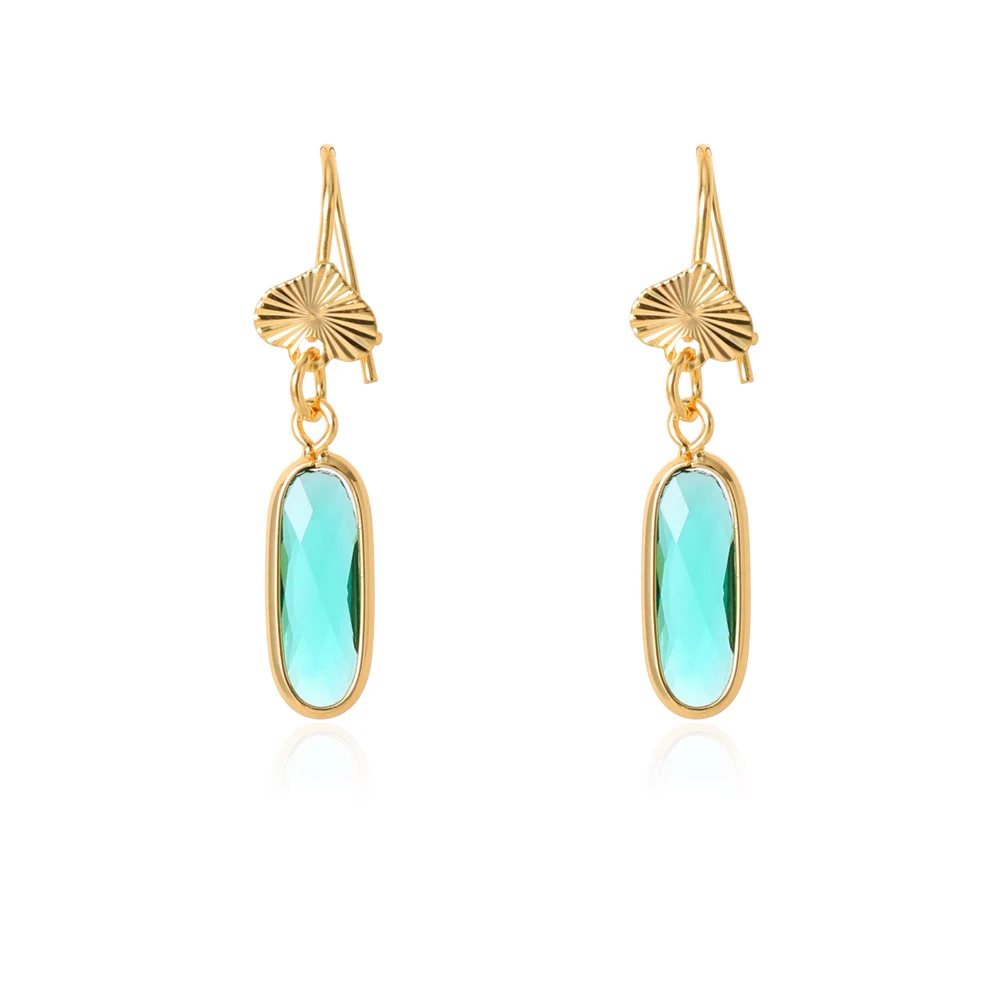 Brass material gold color plating hoop squar earrings crystal geometric earring green cz earring
Brass material gold color plating hoop squar earrings crystal geometric earring green cz earring