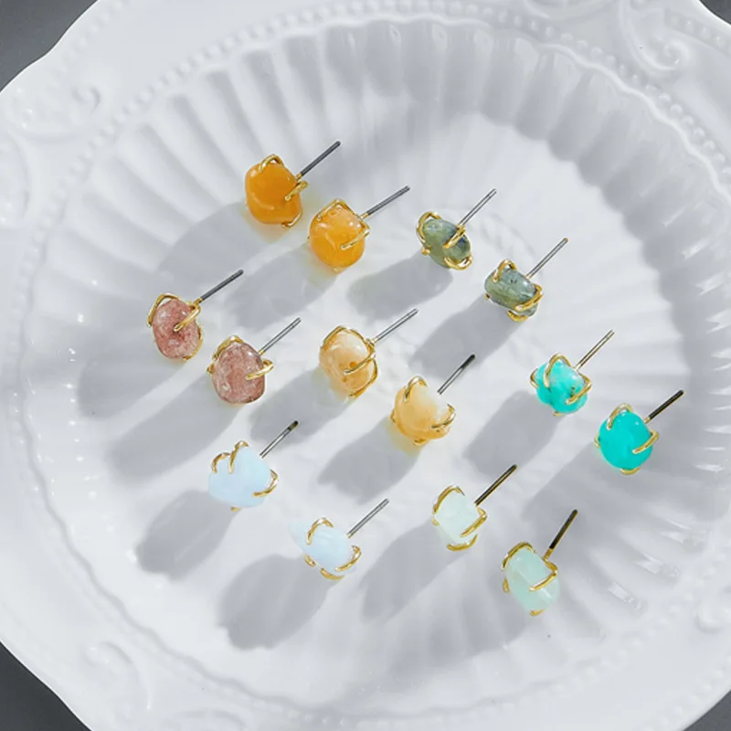 Vintage colorful exquisite natural stone stud earrings 14k gold brass earrings for women
Vintage colorful exquisite natural stone stud earrings 14k gold brass earrings for women