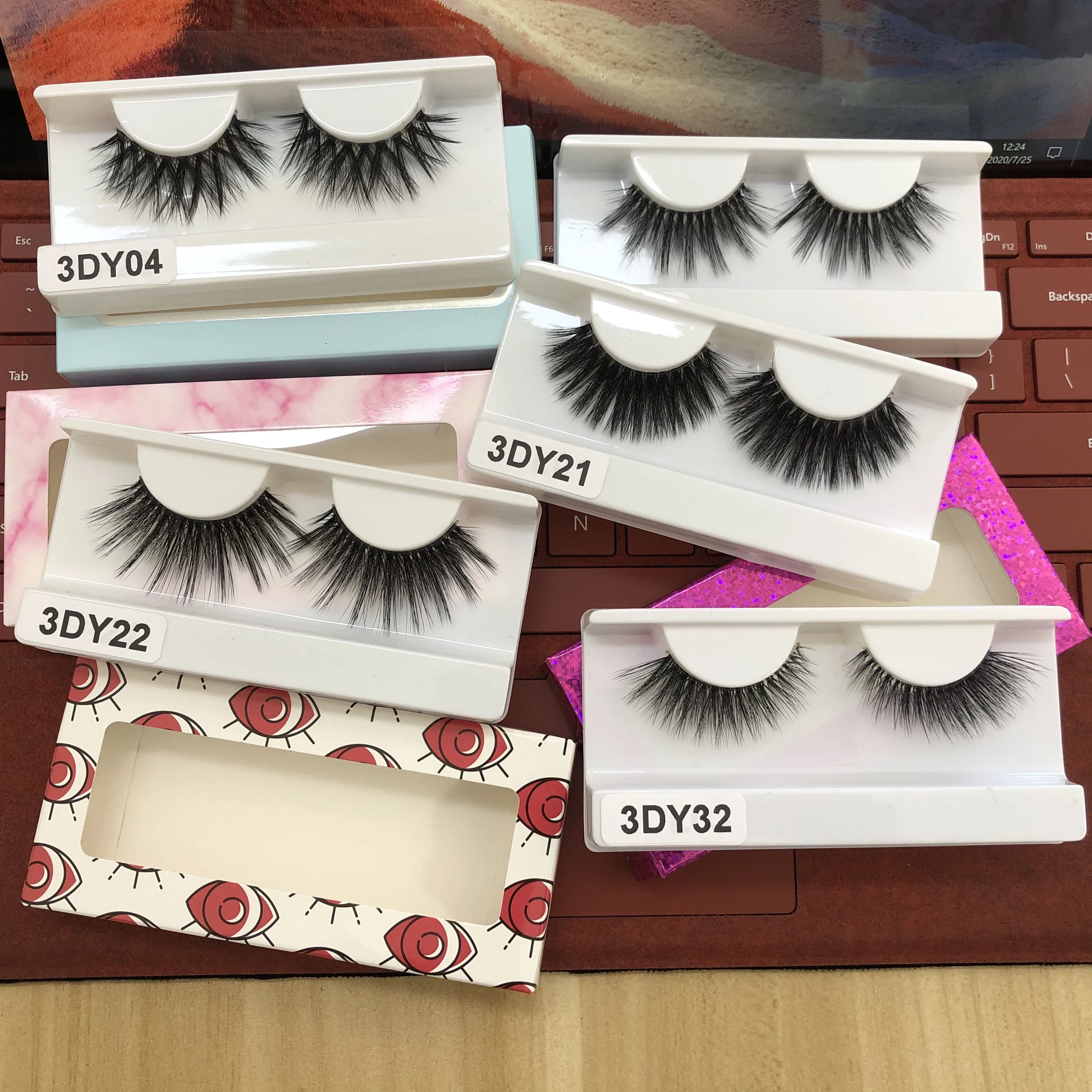 Wholesale fluffy Dramatic 3D faux Mink Eyelashes vendor faux mink lashes private label Box
Wholesale fluffy Dramatic 3D faux Mink Eyelashes vendor faux mink lashes private label Box