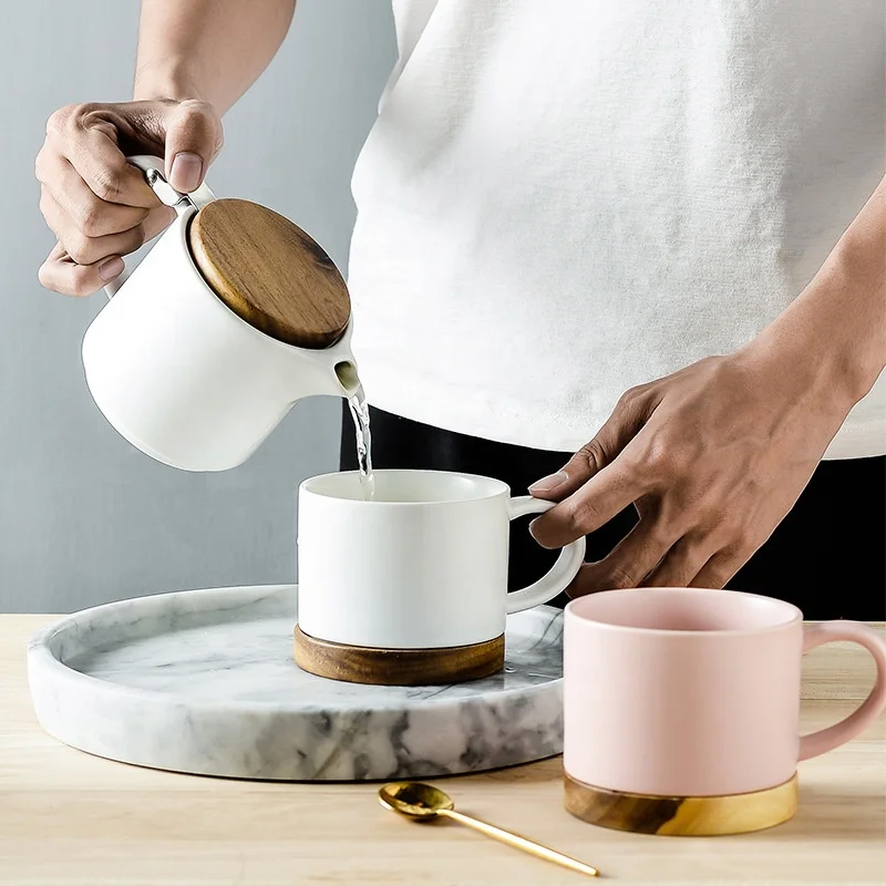 Factory direct creative retro wooden lid Nordic ceramic picture pot flower tea single tea set, White/back
Factory direct creative retro wooden lid Nordic ceramic picture pot flower tea single tea set, White/back
