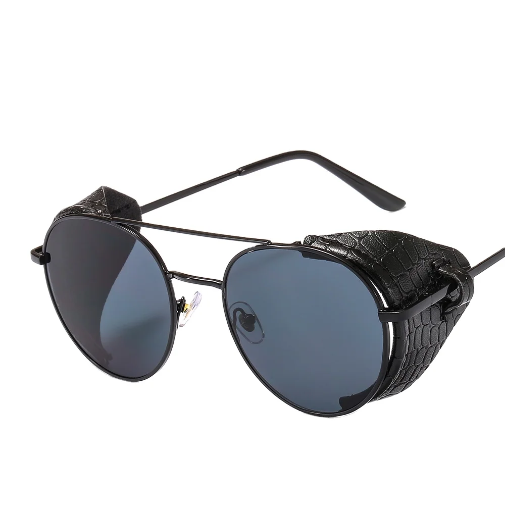 Mountaineering Sunglasses Leather Side Shields OEM Motorcycle Sunglasses Fashion Steampunk Round Metal Frame Sunglasses
Mountaineering Sunglasses Leather Side Shields OEM Motorcycle Sunglasses Fashion Steampunk Round Metal Frame Sunglasses