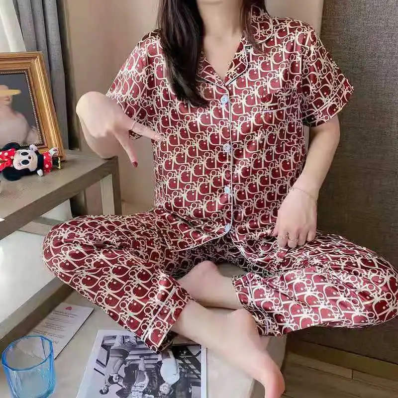 Hot Selling Women Silk Designs Pajamas Sleepwear For Women custom pajamas short set satin pyjamas silk pyjamas
Hot Selling Women Silk Designs Pajamas Sleepwear For Women custom pajamas short set satin pyjamas silk pyjamas