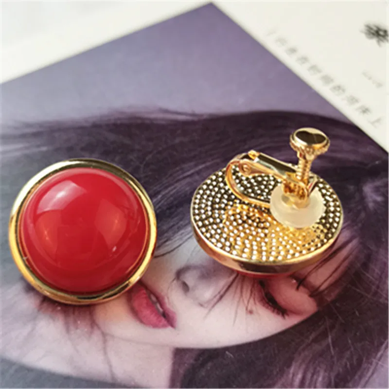 Vintage Jewelry Gold Plated Silver Needle Round Cabochon Garnet Stud Earrings Round Red Garnet Clip on Earrings No Piercing
Vintage Jewelry Gold Plated Silver Needle Round Cabochon Garnet Stud Earrings Round Red Garnet Clip on Earrings No Piercing